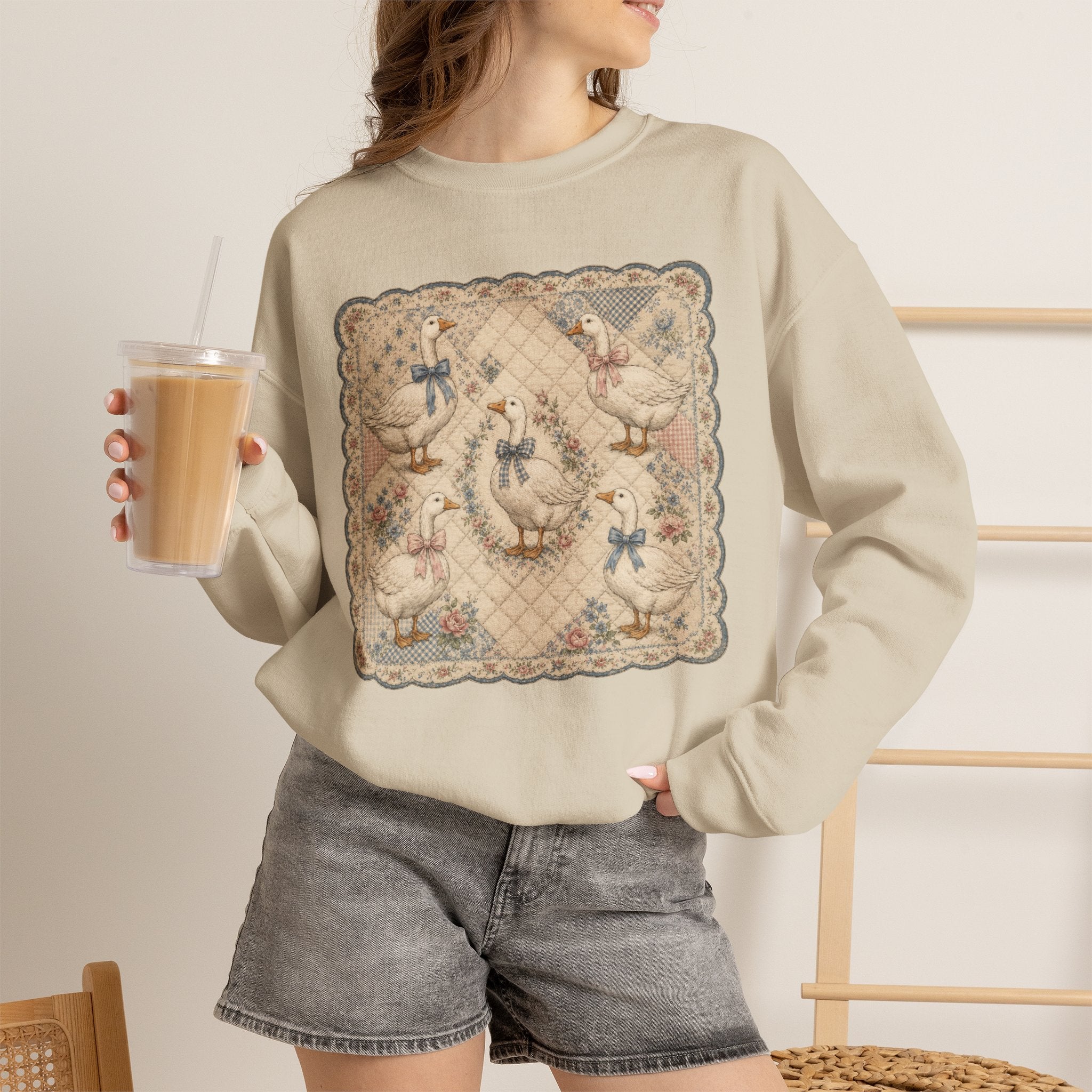 Grannycore Vintage Geese Quilt Crewneck Sweatshirt
