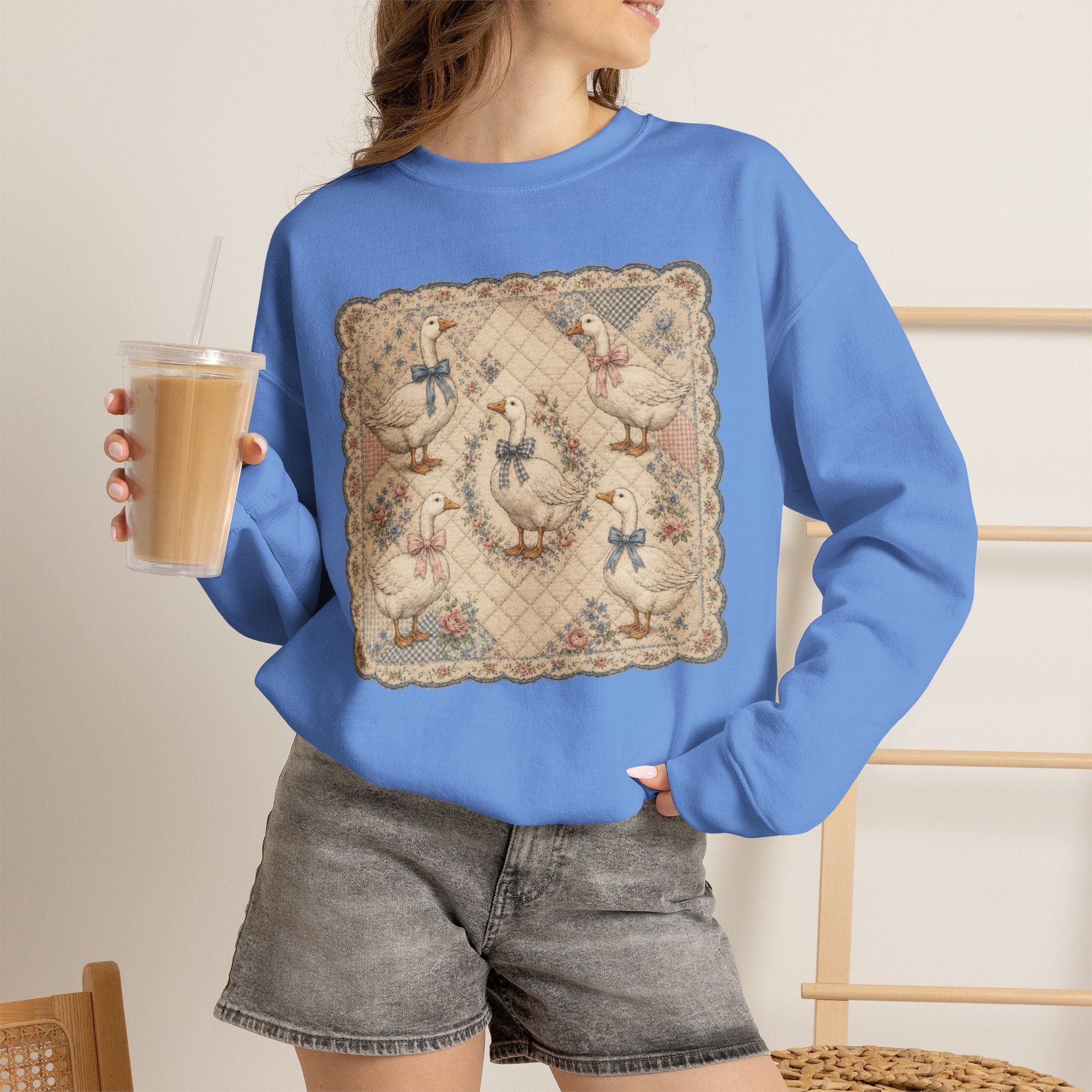 Grannycore Vintage Geese Quilt Crewneck Sweatshirt