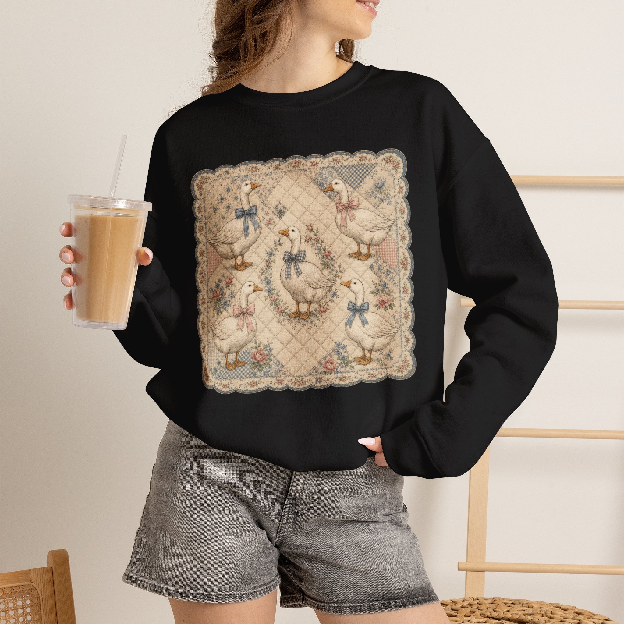 Grannycore Vintage Geese Quilt Crewneck Sweatshirt